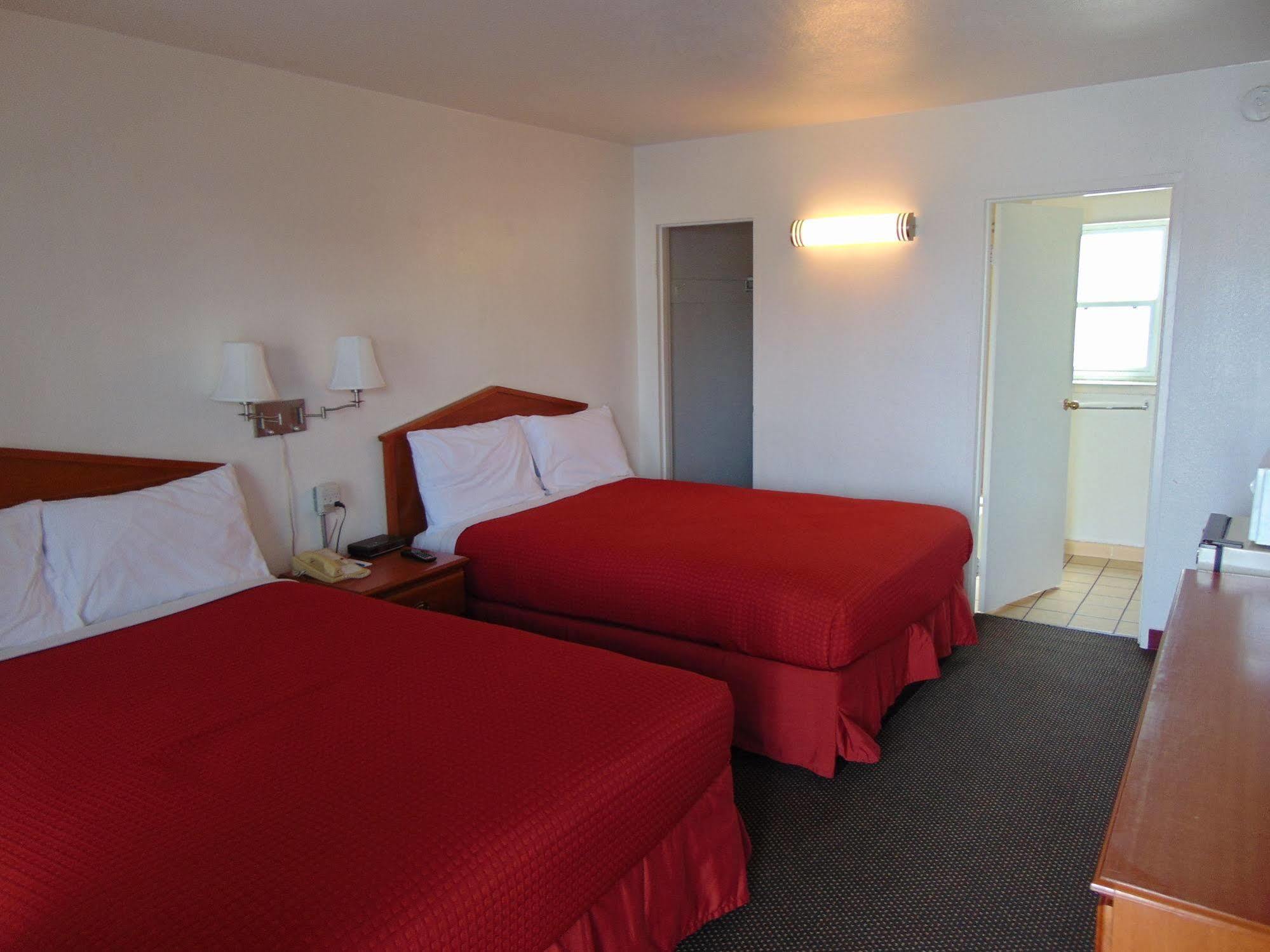 Econo Lodge Moses Lake Buitenkant foto