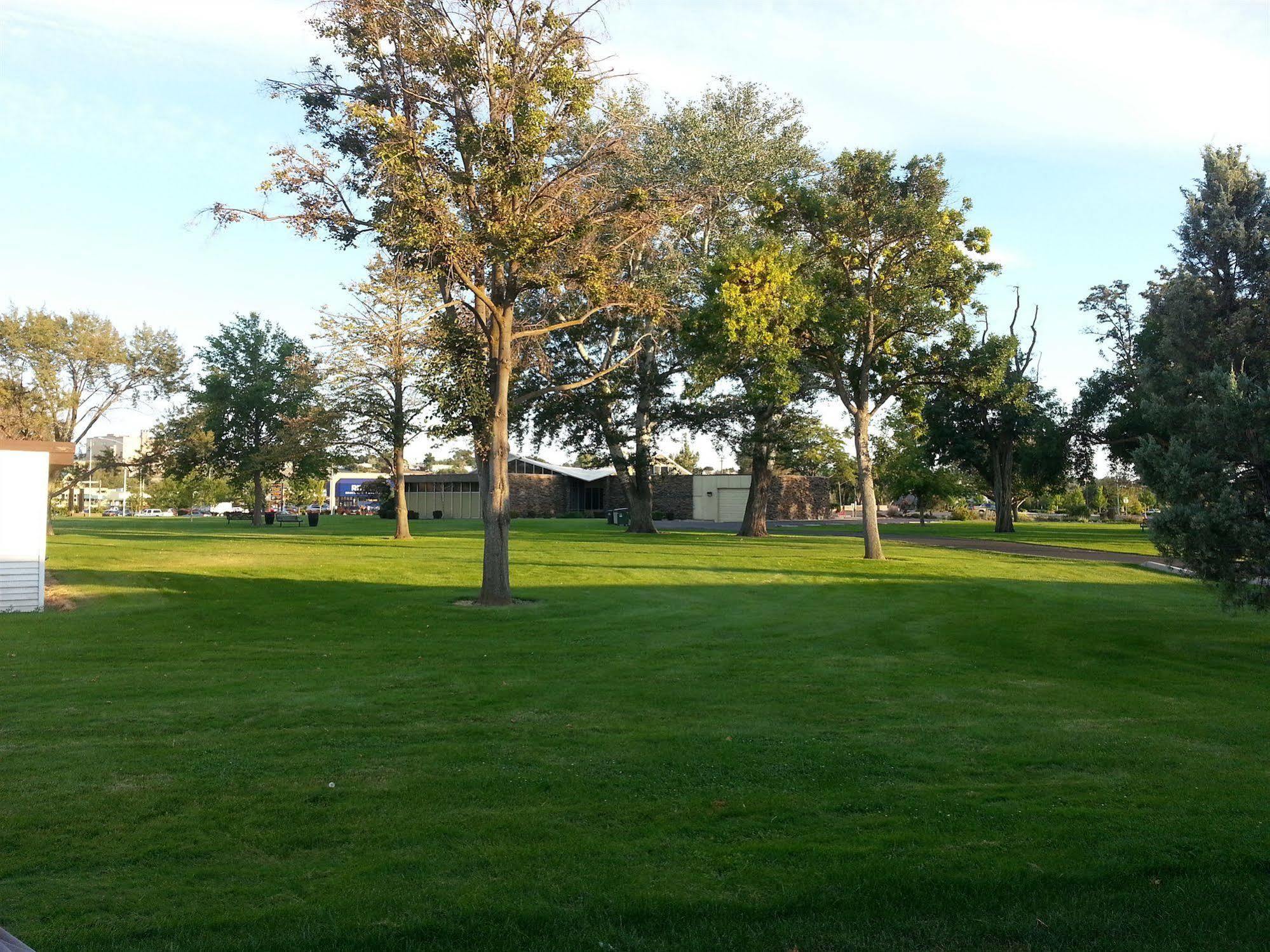 Econo Lodge Moses Lake Buitenkant foto